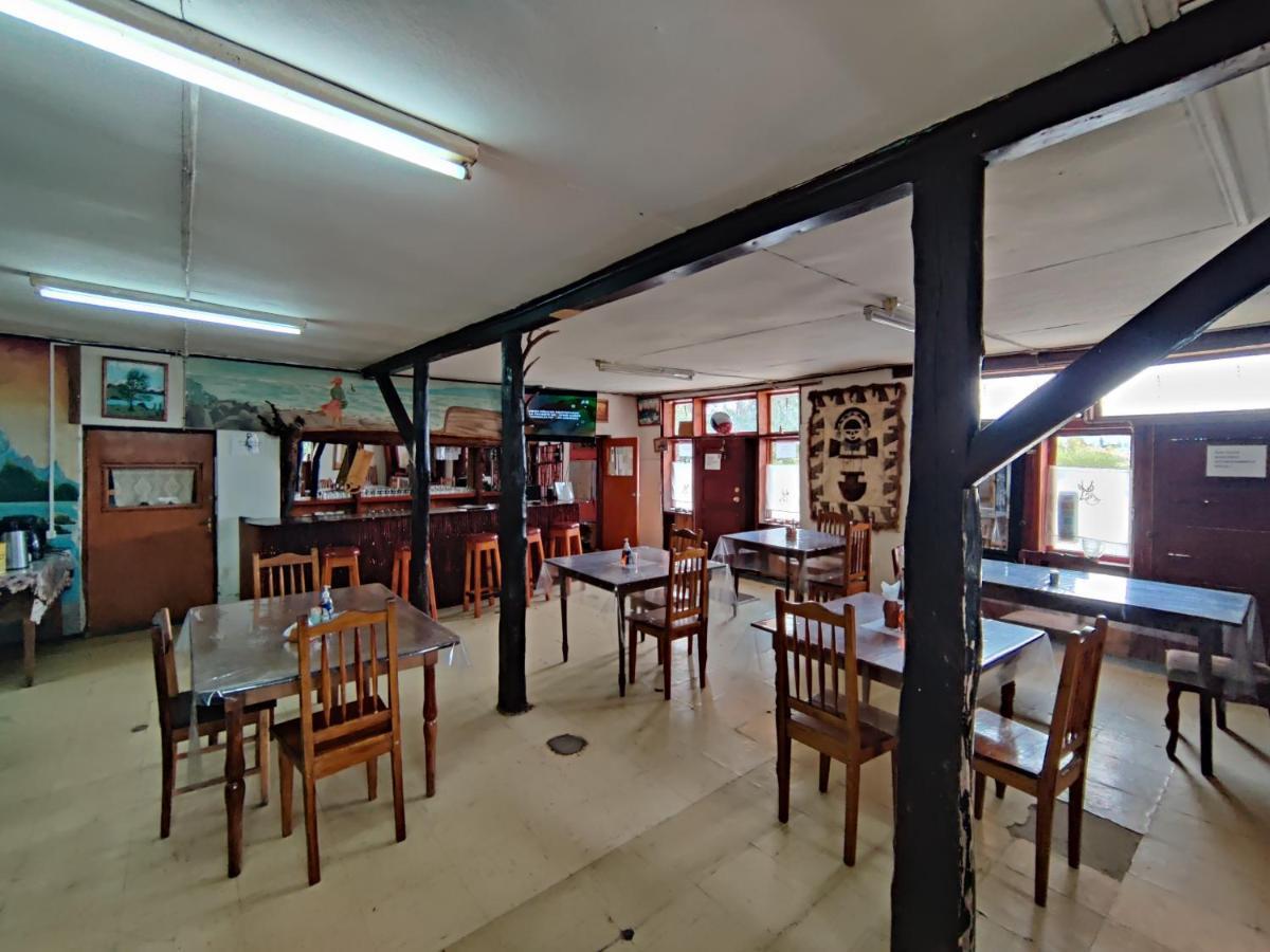 Hosteria Huemules Puerto Guadal Esterno foto
